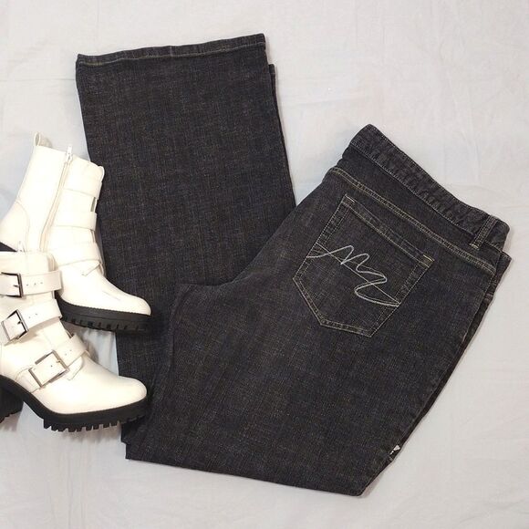 Y2K Faded Black Floral Eagle Embroidered Flare Jeans Plussize 24W - Picture 15 of 17